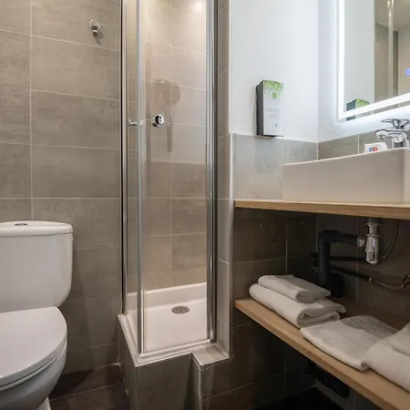 Hotel Kyriad Bordeaux Sud - Villenave D'Ornon