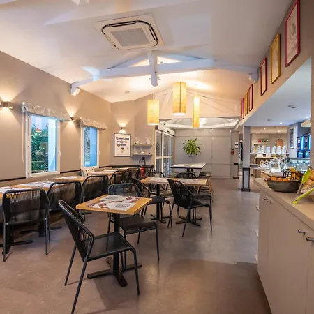 Kyriad Bordeaux Sud - Villenave D'Ornon 3* Villenave-d'Ornon