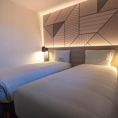Kyriad Bordeaux Sud - D'ornon Hotel 3*