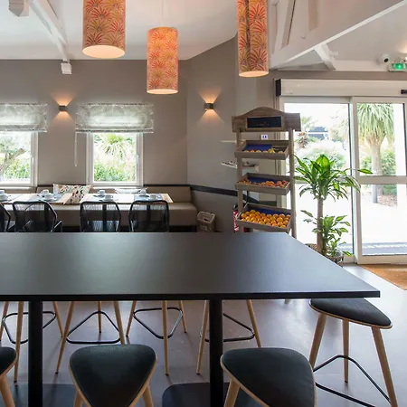 Kyriad Bordeaux Sud - D'ornon Hotel 3*