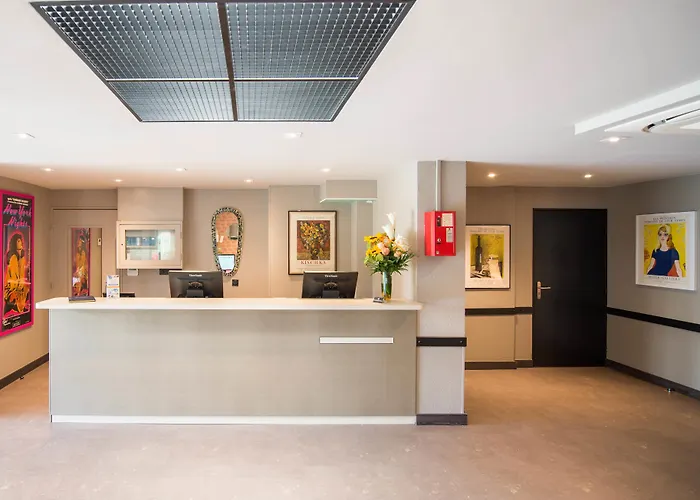 Kyriad Bordeaux Sud - D'ornon 3*